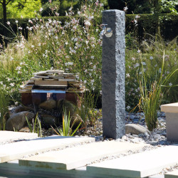 FONTAINE GRANITE GRIS FONCE