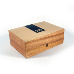 FUM - Fum Box large en bois de couleur naturelle